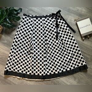 Ann Taylor Rockabilly Black and White Polka Dot Skirt w Ribbon Waist Tie. Size 2